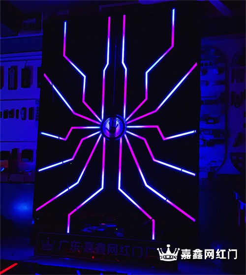 酷炫门 电竞主题造型门